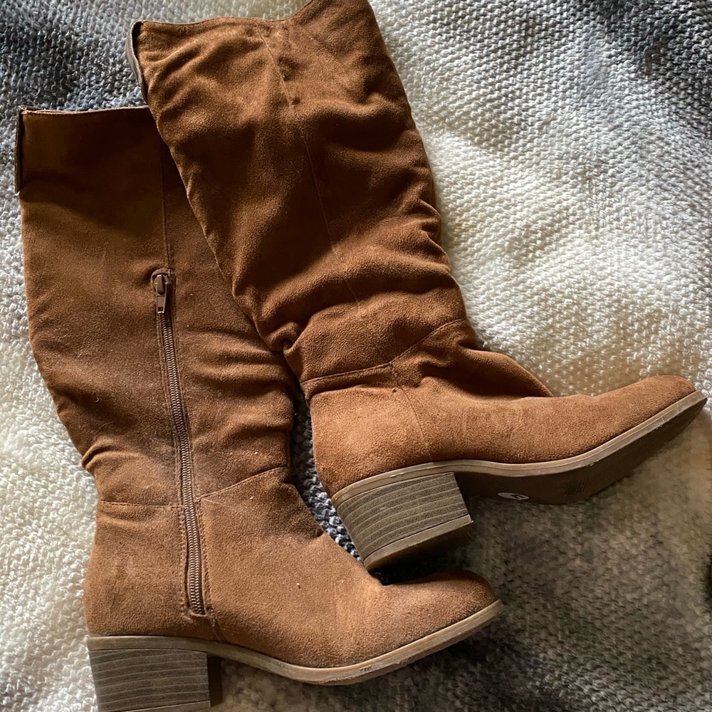 Calf high boots